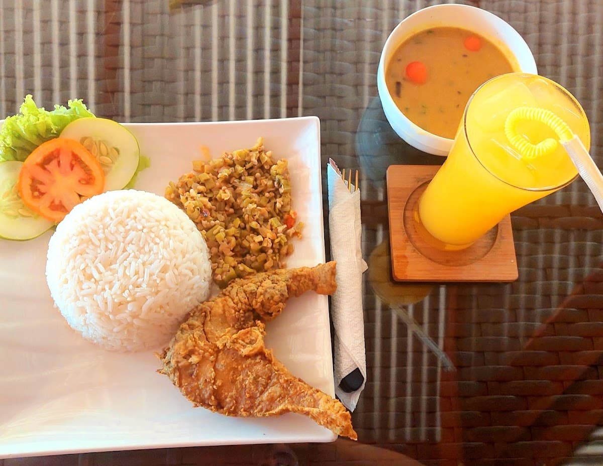 Kanaku Restaurant & Bar