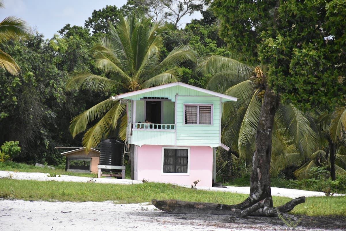 Adel's Rainforest Resort