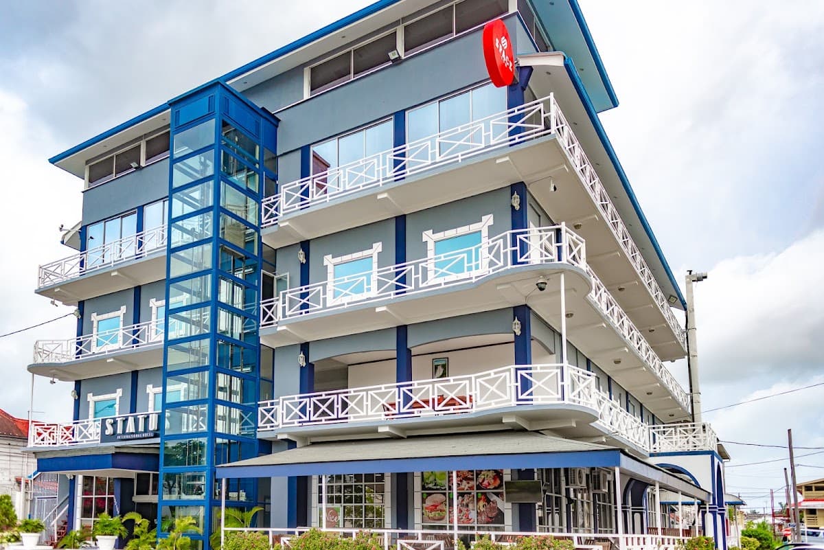 Status International Hotel