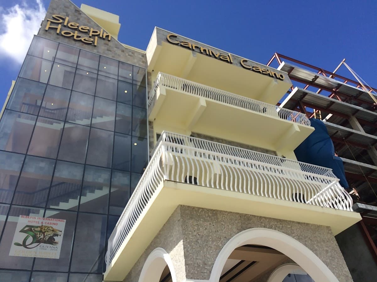 Sleepin Hotel and Casino