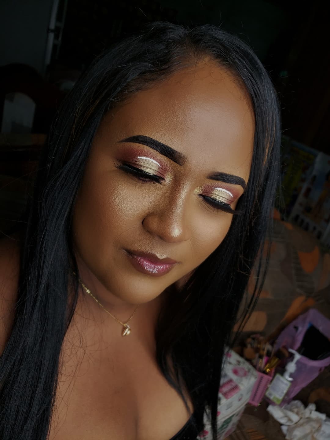 Glamor make up Artistry