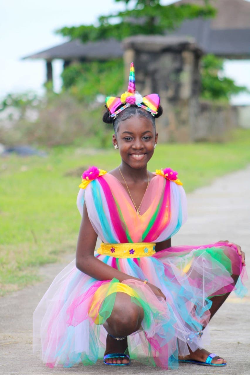 AJSIGNS & PROPA GTLOCAL WINES