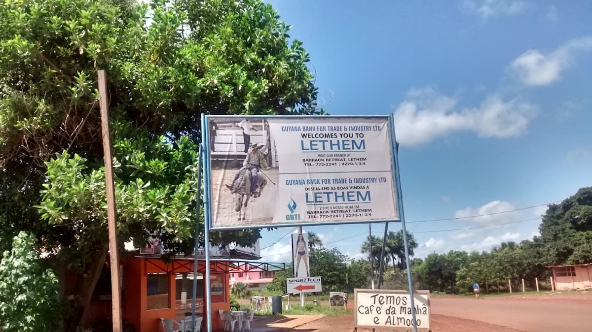 Toucanna Hotel Adventure Guianas Hotel and Courtyard